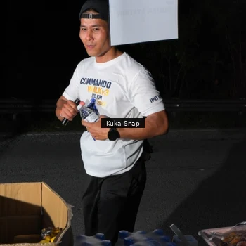 Runner Photo 7607389