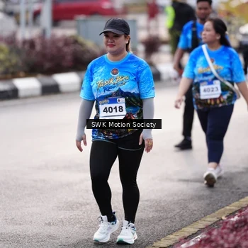 Runner Photo 7607392
