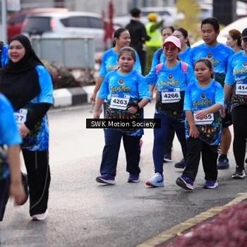 Runner Photo 7607396