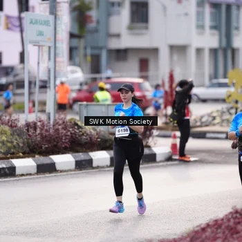Runner Photo 7607430