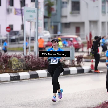 Runner Photo 7607438