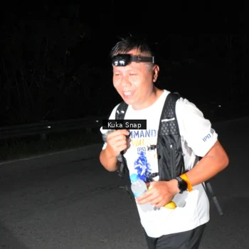 Runner Photo 7607476