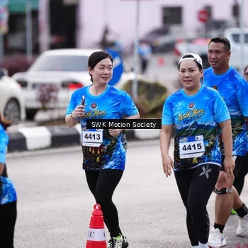 Runner Photo 7607507