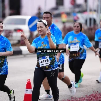 Runner Photo 7607518