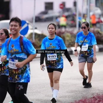 Runner Photo 7607531