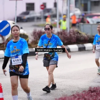 Runner Photo 7607535