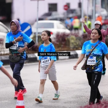 Runner Photo 7607559