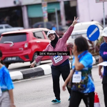 Runner Photo 7607571