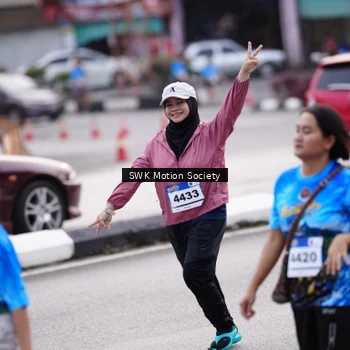 Runner Photo 7607594