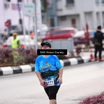 Runner Photo 7607679