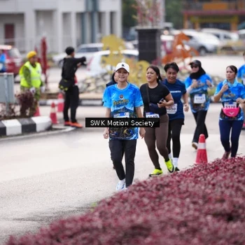 Runner Photo 7607705