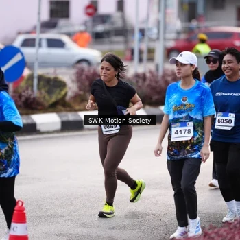 Runner Photo 7607744