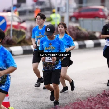 Runner Photo 7607809