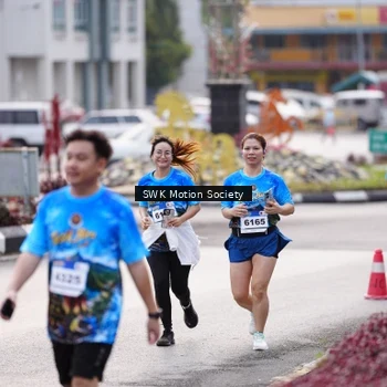 Runner Photo 7607861