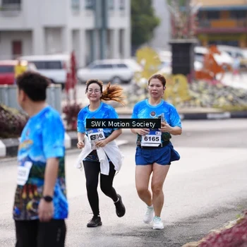 Runner Photo 7607874