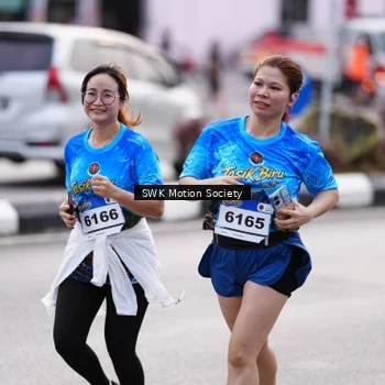Runner Photo 7607882