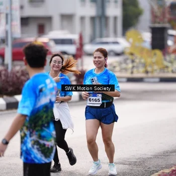 Runner Photo 7607895