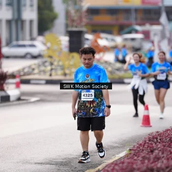 Runner Photo 7607925
