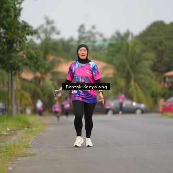 Runner Photo 7608001