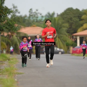 Runner Photo 7608014