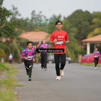 Runner Photo 7608027