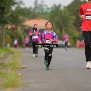 Runner Photo 7608028