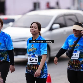 Runner Photo 7608042