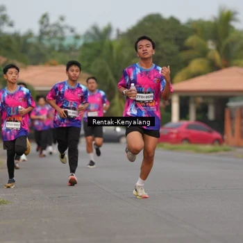 Runner Photo 7608144