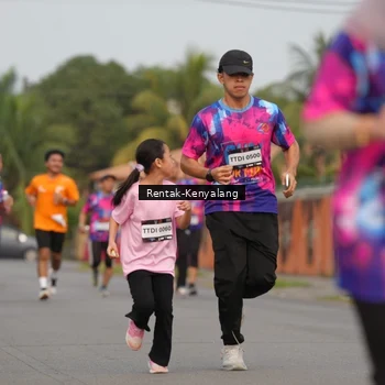 Runner Photo 7608182
