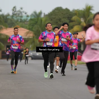 Runner Photo 7608188