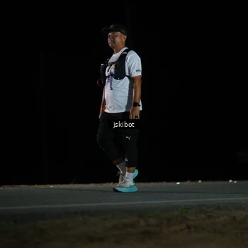 Runner Photo 7608350