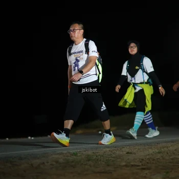 Runner Photo 7608388