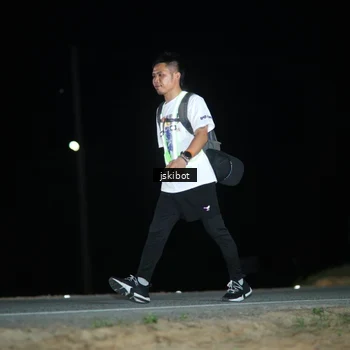 Runner Photo 7608488