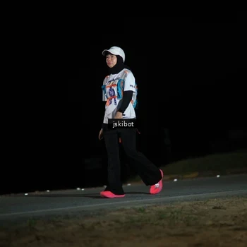 Runner Photo 7608504
