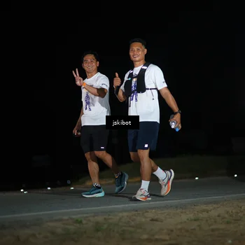 Runner Photo 7608574