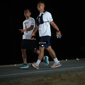 Runner Photo 7608588