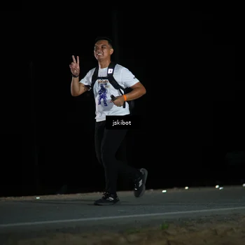 Runner Photo 7608591