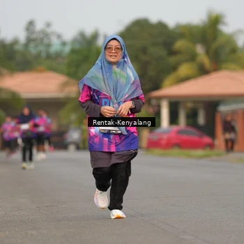 Runner Photo 7608625