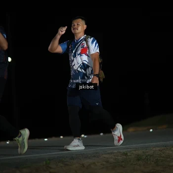 Runner Photo 7608632