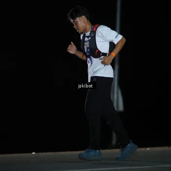 Runner Photo 7608641