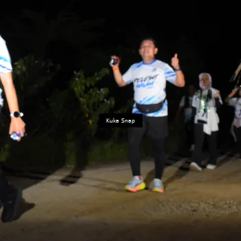 Runner Photo 7608660