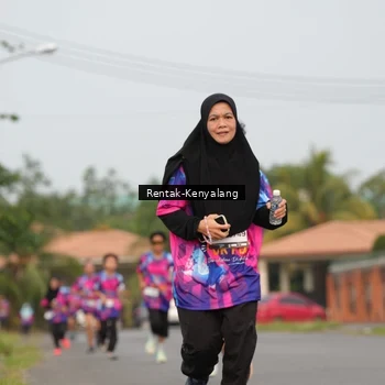 Runner Photo 7608677