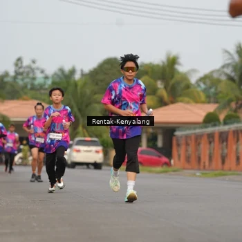 Runner Photo 7608686