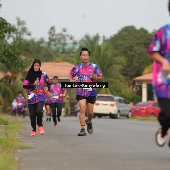 Runner Photo 7608699
