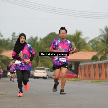 Runner Photo 7608712