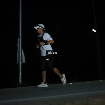 Runner Photo 7608731