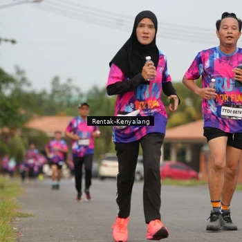 Runner Photo 7608754