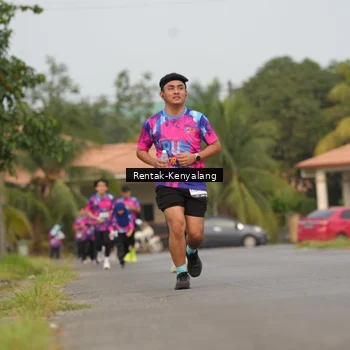 Runner Photo 7608755