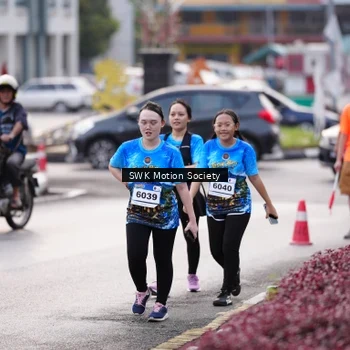 Runner Photo 7608764