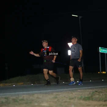 Runner Photo 7608765